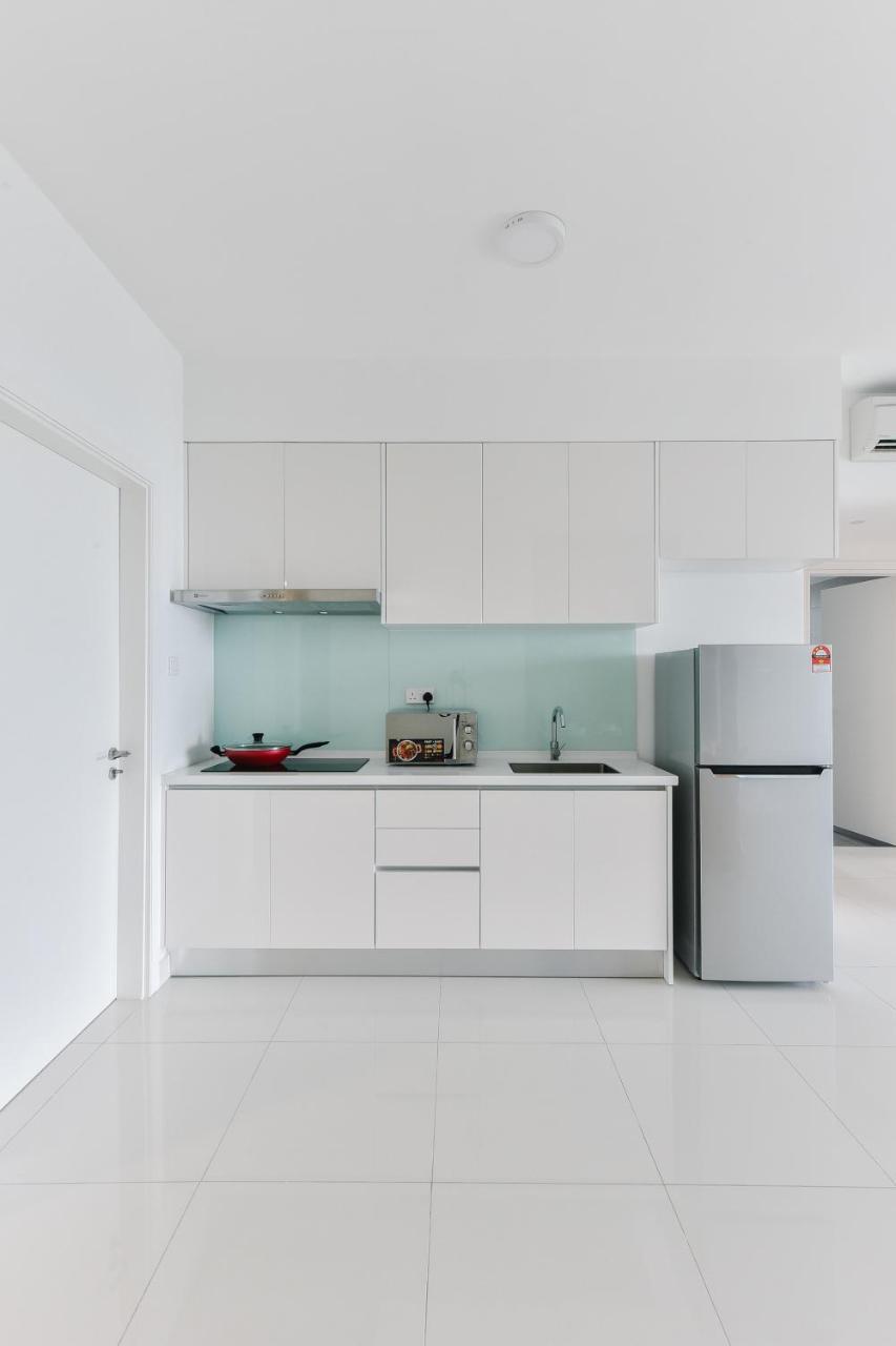 Teega Suites By Subhome Nusajaya  Exterior photo